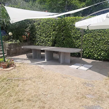 Apartment Lakeside - Lakefront Private Garden With Private Access To The